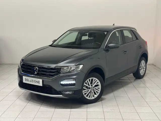 Volkswagen T-Roc main image