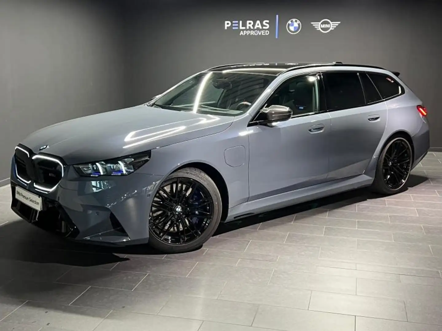 BMW M5 4.4 V8 PHEV 727ch - 1