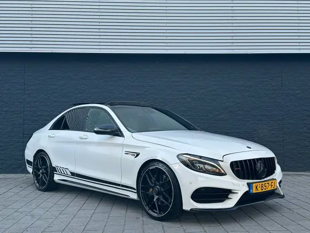 Mercedes-Benz C 63 AMG 250 C63 uitgevoerd / Full option