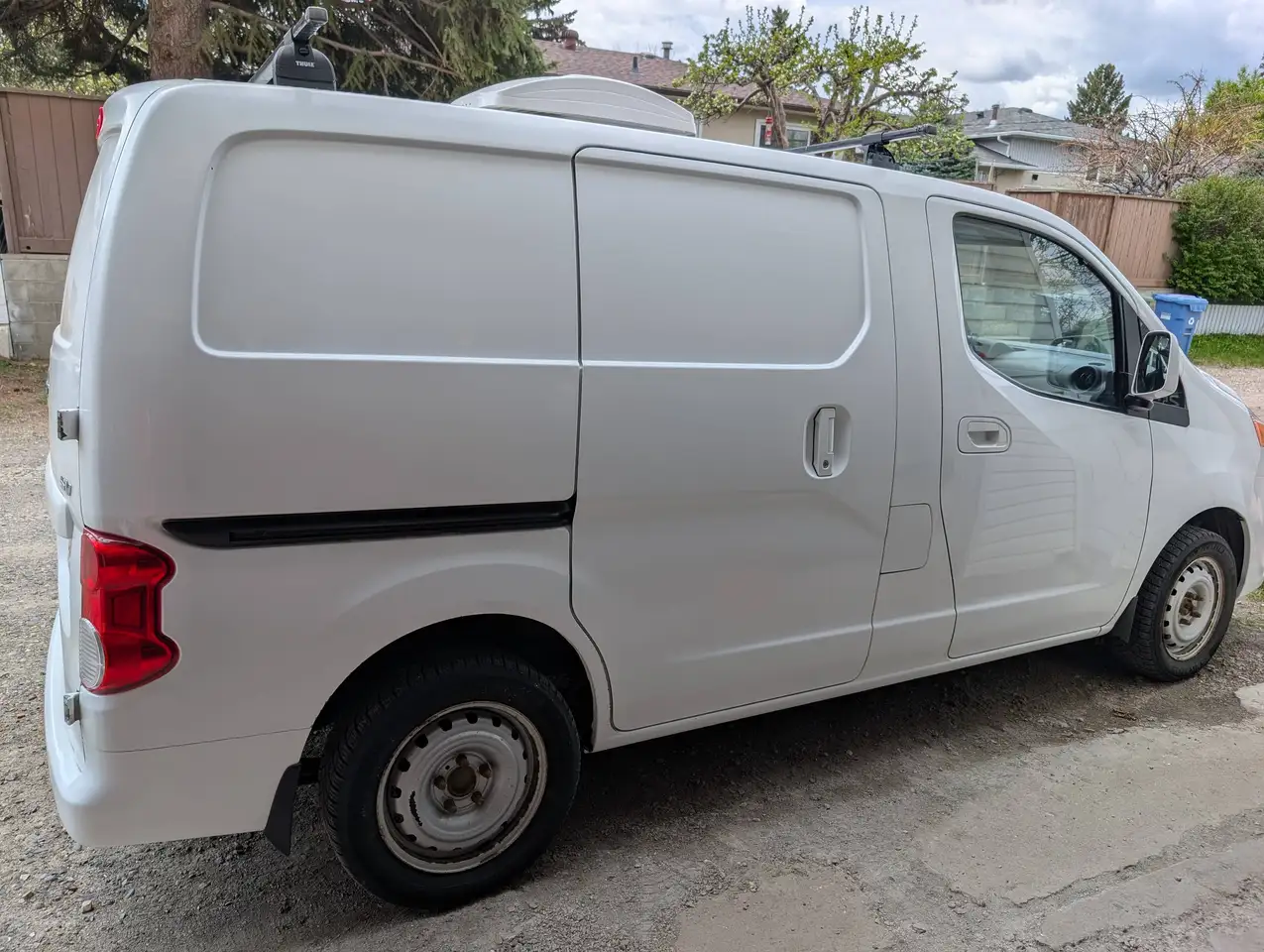 Nissan NV200 снимка Nissan NV200