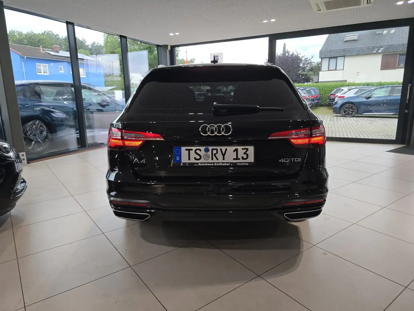 Audi A4 Avant 40 TDI S tronic *AHK*Leder*ACC* Schwarz - 2