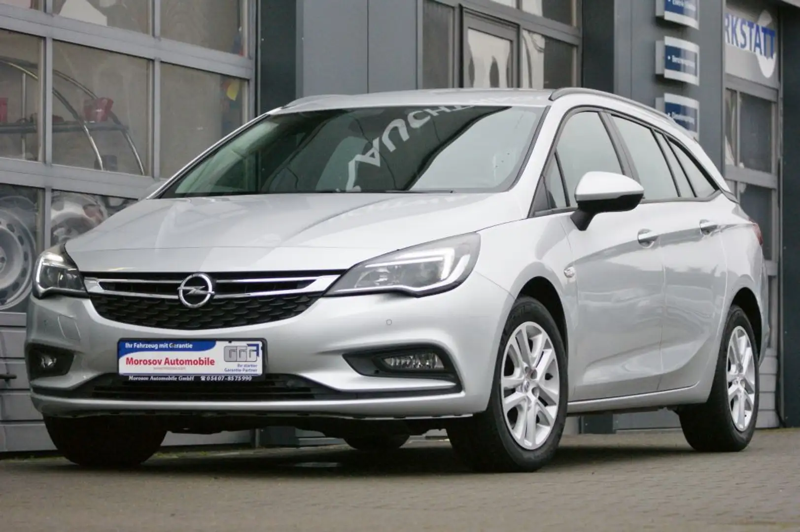 Opel Astra 1.6 D (CDTI) Start/Stop Sports Tourer Edition Argent - 1