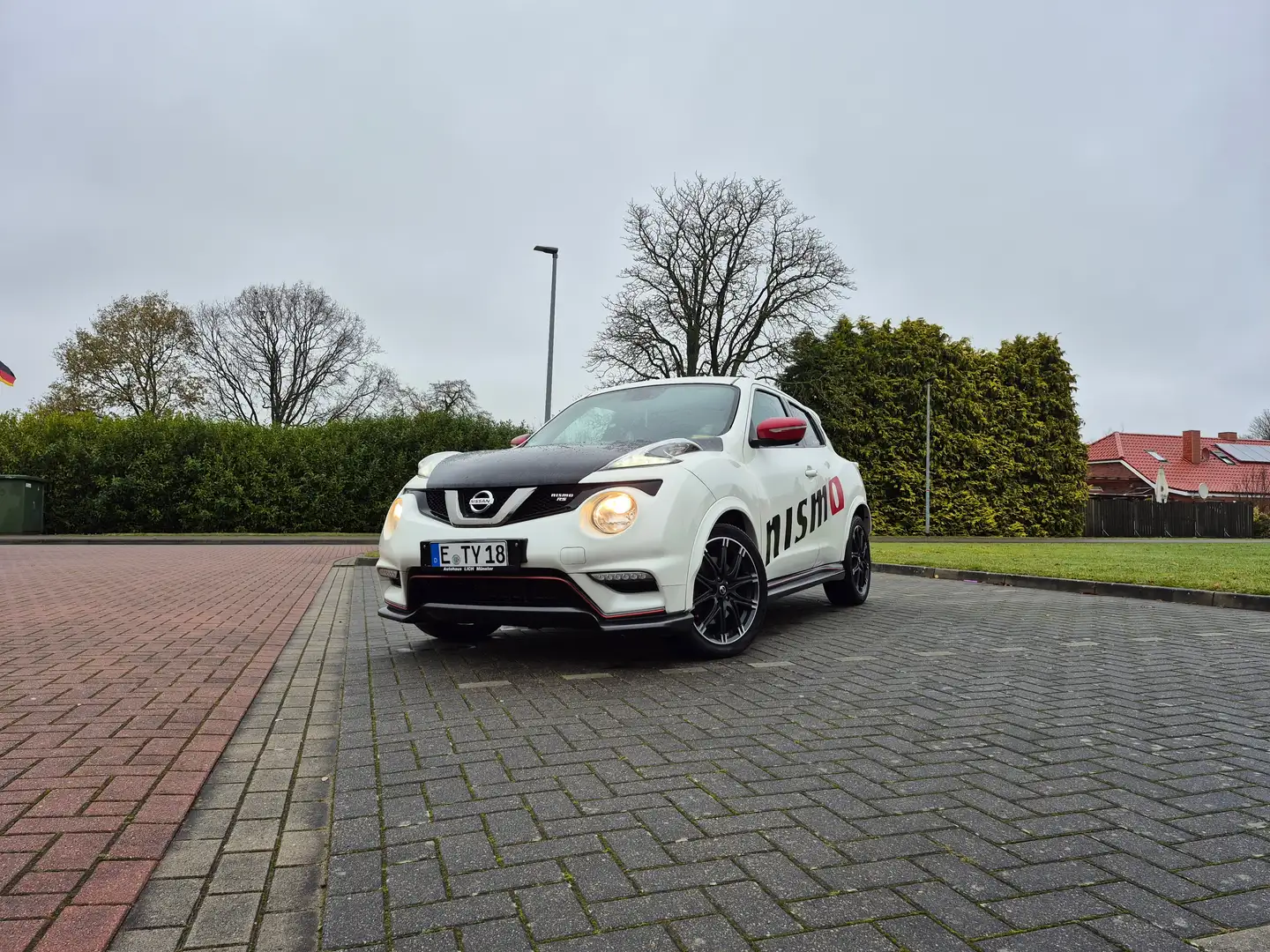 Nissan Juke Juke 1.6 DIG-T Nismo Weiß - 1