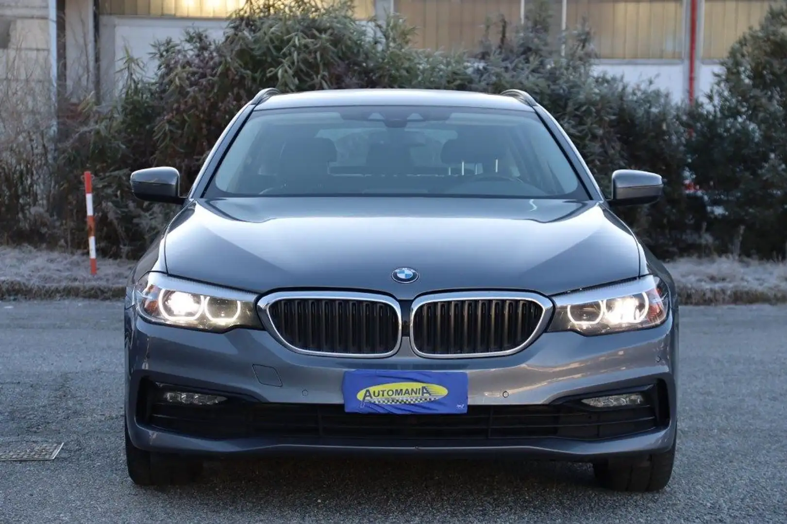 BMW 520 d aut. MY 2019 Sport Line Gris - 2