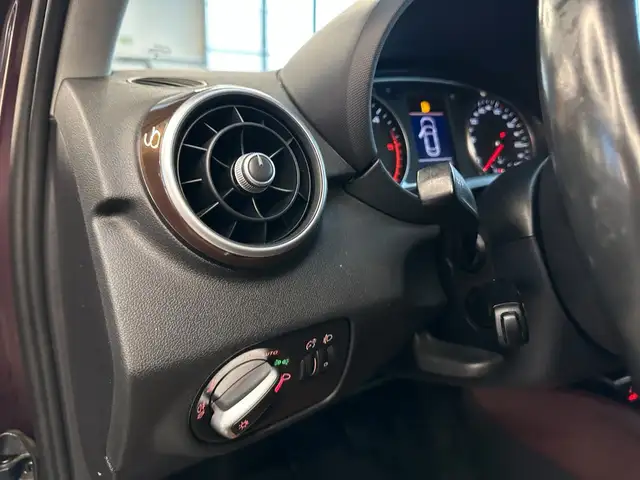 Audi A1 view 11