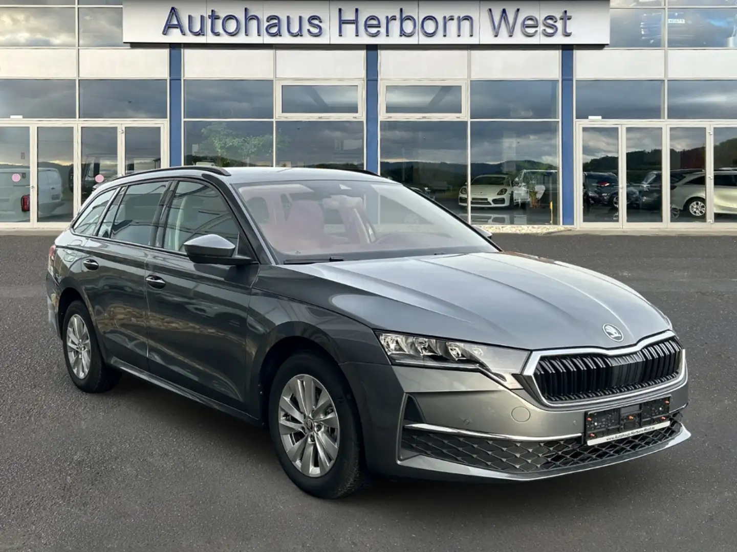 Skoda Octavia IV Combi 1.5 TSI e-TEC LED Navi AHK Vorbereitung P Gris - 2