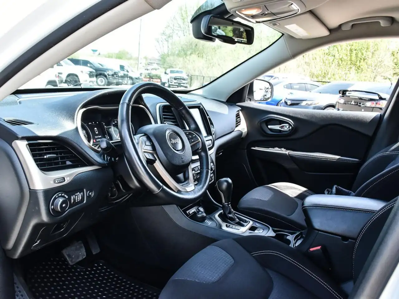 Jeep Cherokee fotografie Jeep Cherokee