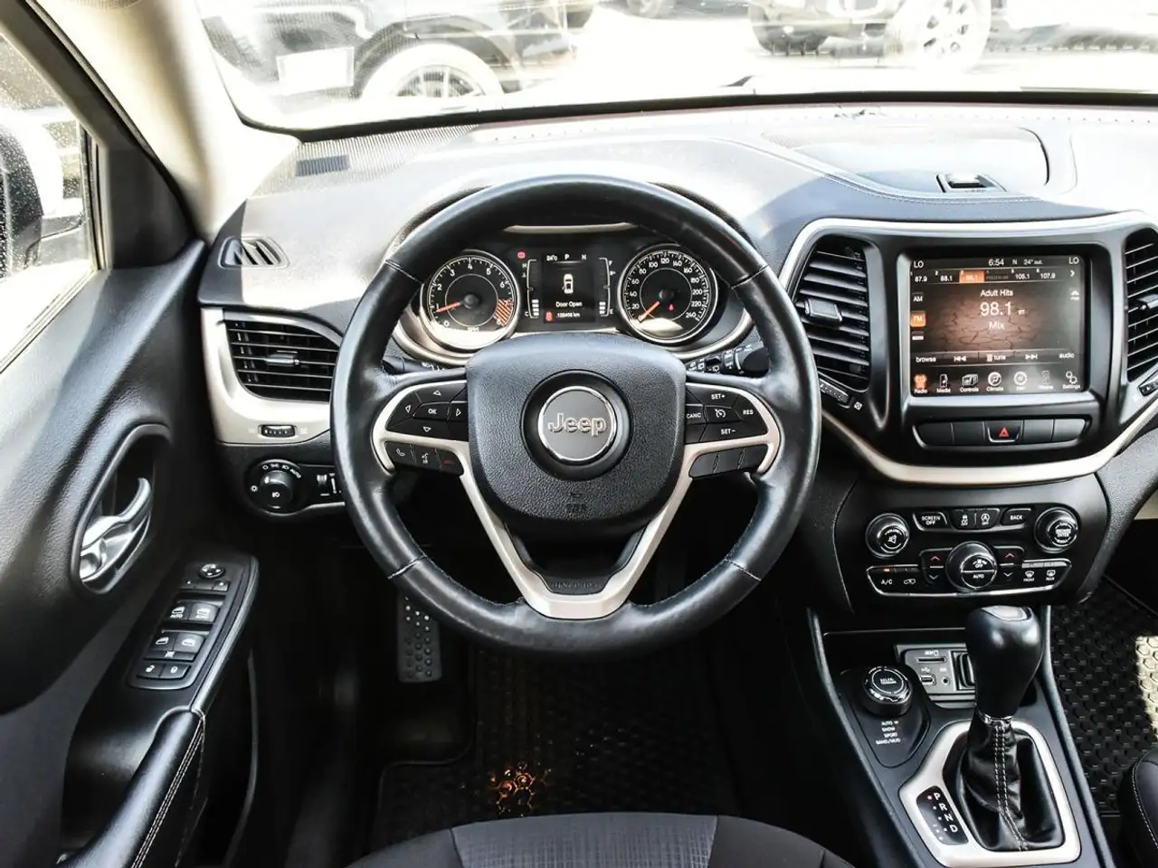Jeep Cherokee fotografie Jeep Cherokee