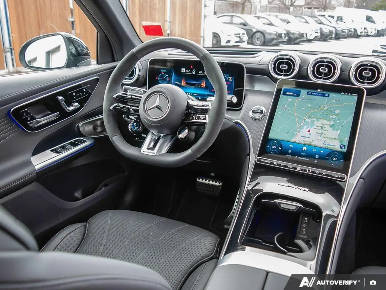 Mercedes-Benz GLC снимка Mercedes-Benz GLC