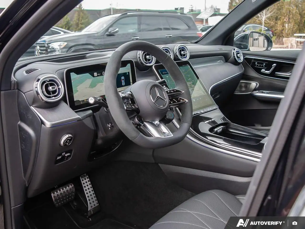 Mercedes-Benz GLC снимка Mercedes-Benz GLC