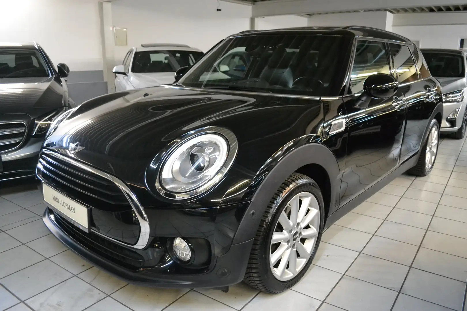 MINI Cooper Clubman AUTOMATIK*LEDER*LED*NAVIGATION*PANORAMA*TEMPOMAT Noir - 1