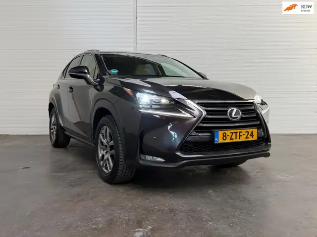 Lexus NX 300h AWD Business Line Pro