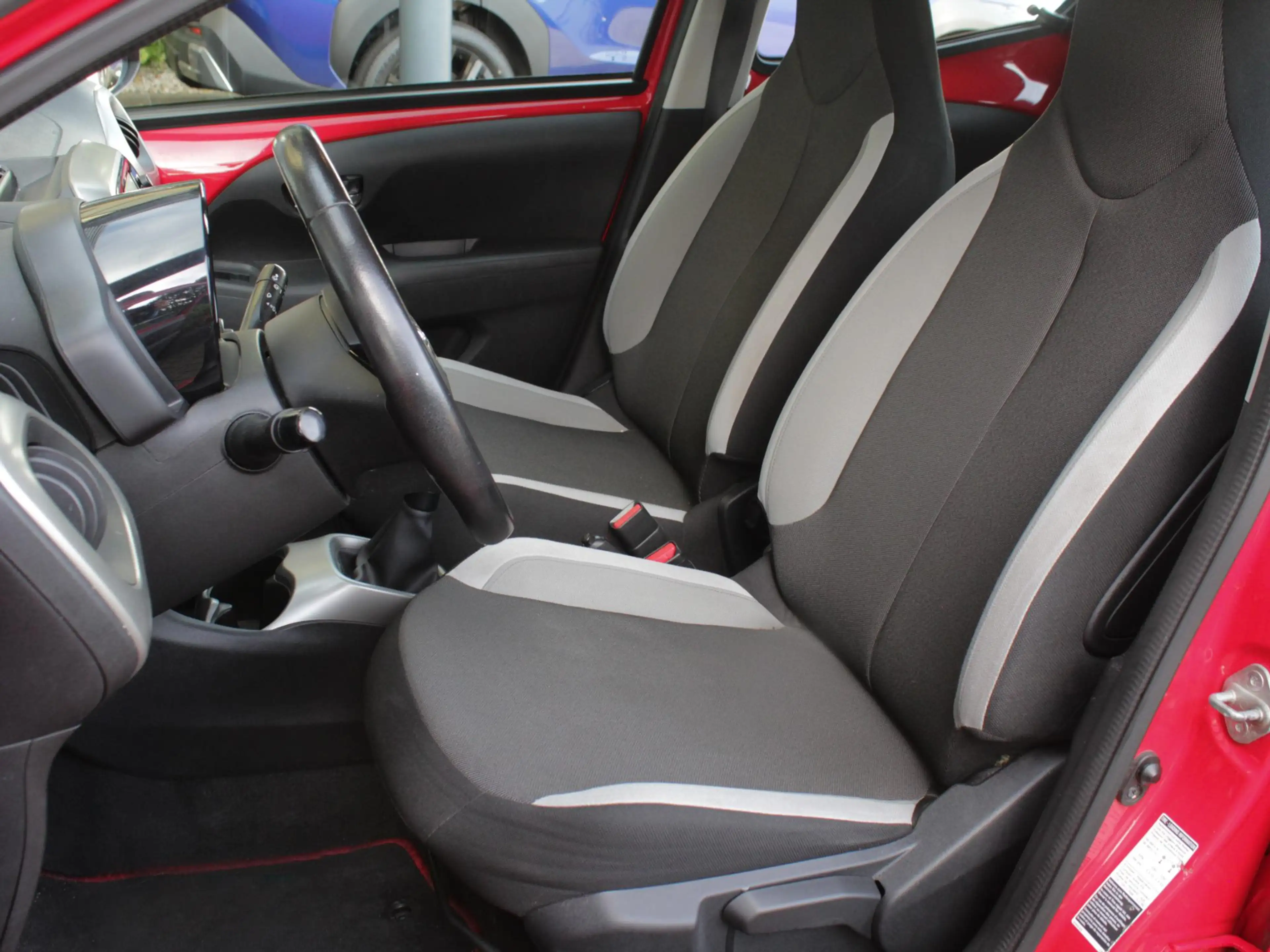 Toyota Aygo 1.0 VVT-i x-play | Airco | Camera | Lm-Velgen — photo 5