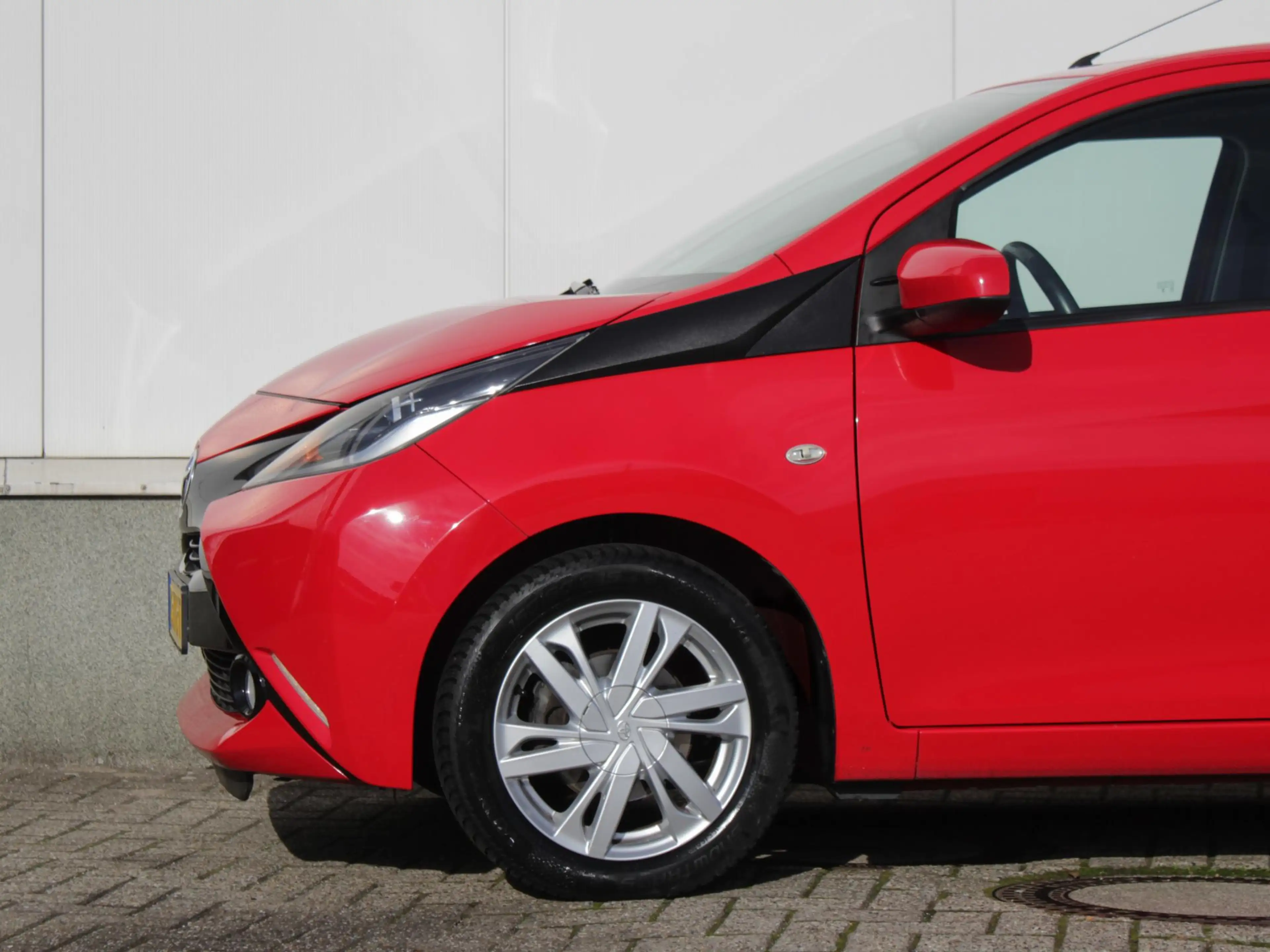 Toyota Aygo 1.0 VVT-i x-play | Airco | Camera | Lm-Velgen — photo 9