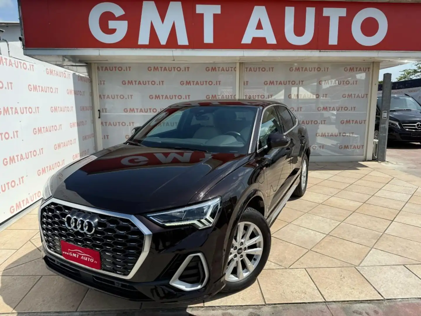 Audi Q3 SPORTBACK 45 TFSIe S-LINE 150CV + 95CV PELLE LED Nero - 1