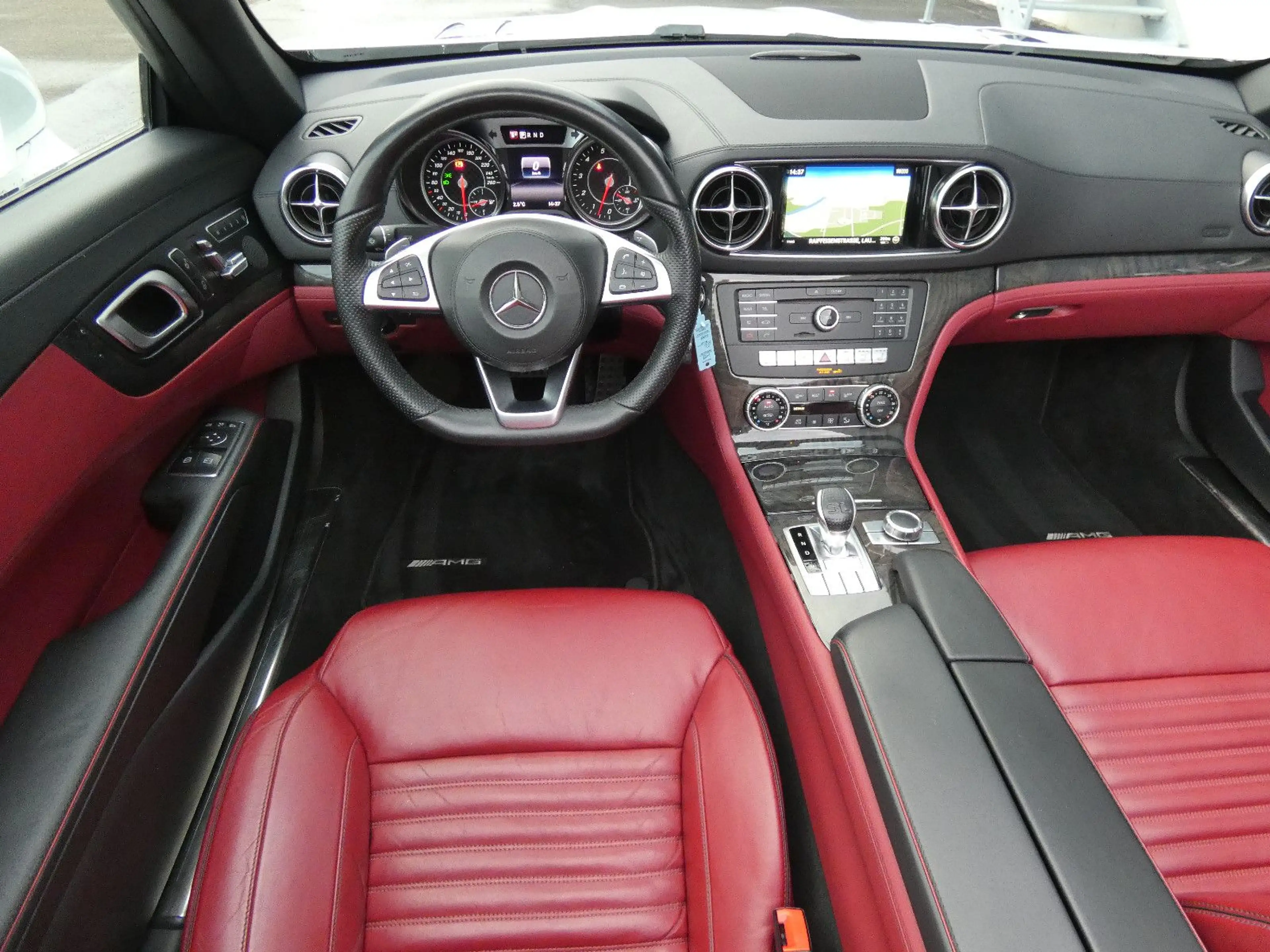 Mercedes-Benz SL 400 AMG-Line 1-Hand SAGA Deutsches Fahrzeug — photo 4