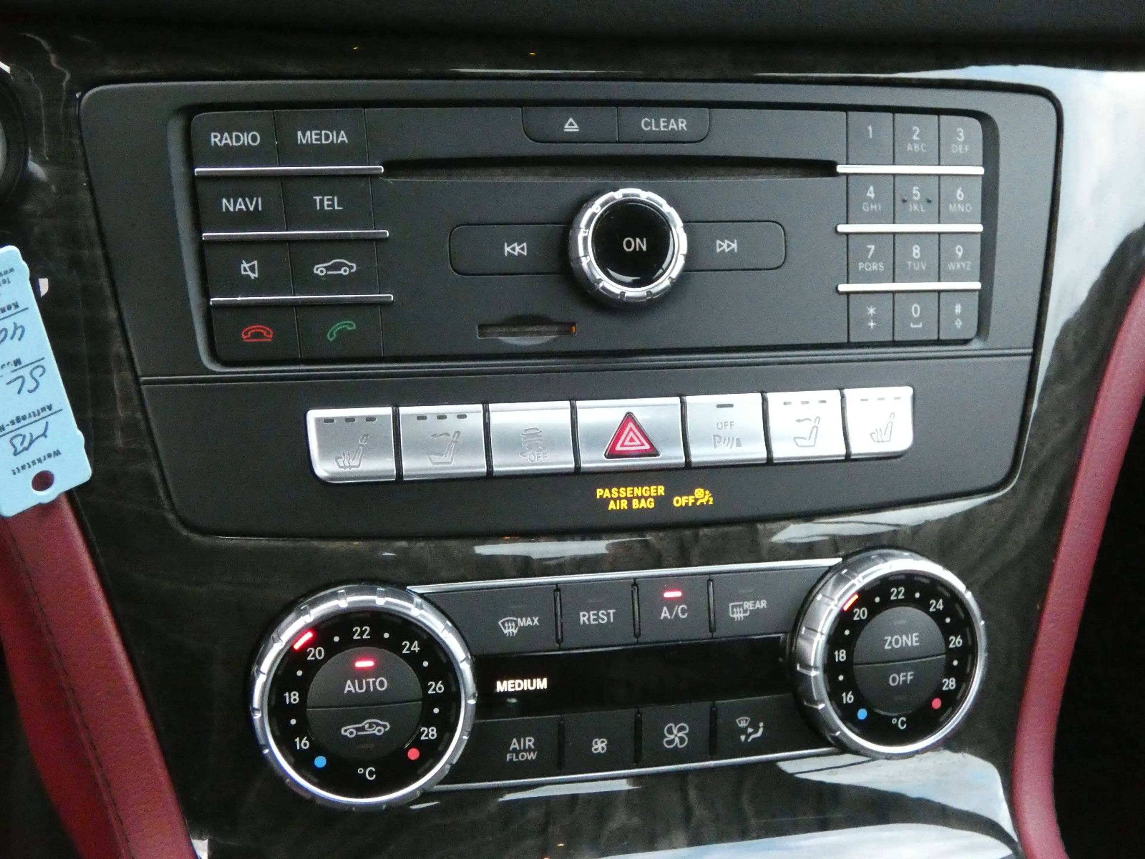 Mercedes-Benz SL 400 AMG-Line 1-Hand SAGA Deutsches Fahrzeug — photo 12