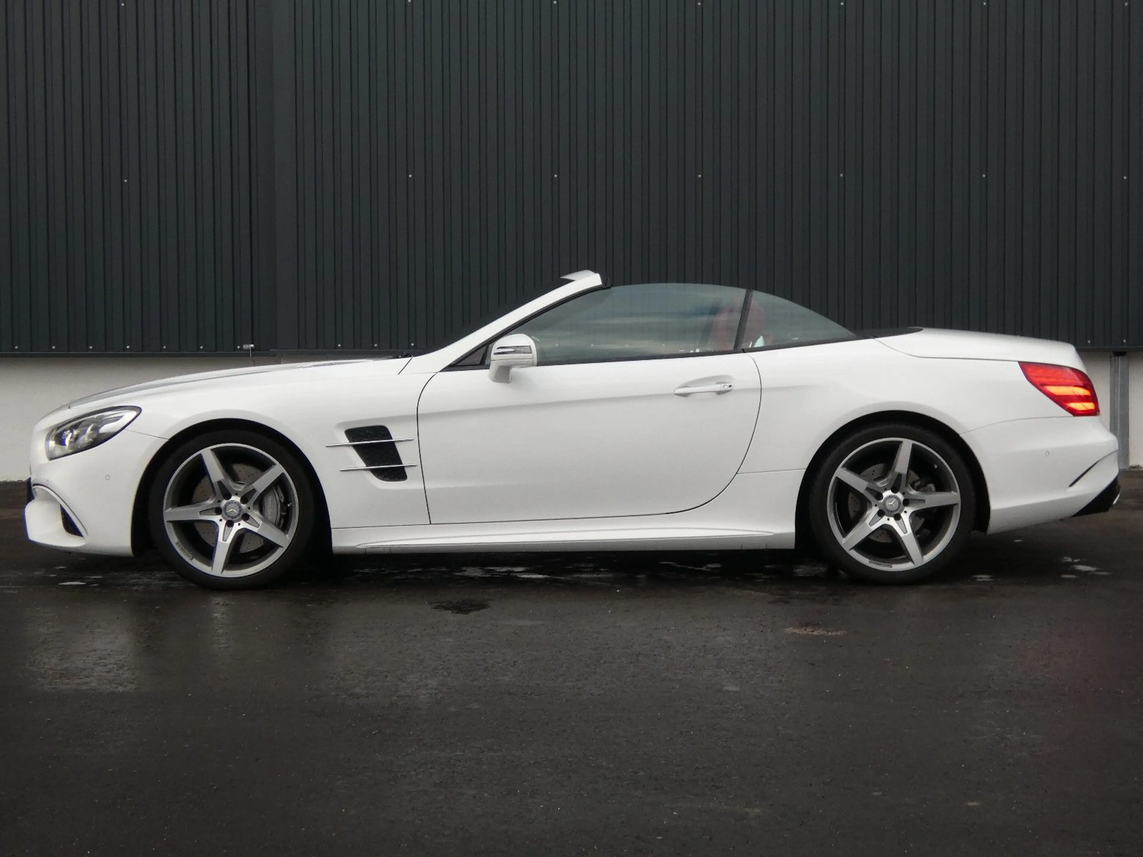 Mercedes-Benz SL 400 AMG-Line 1-Hand SAGA Deutsches Fahrzeug — photo 23