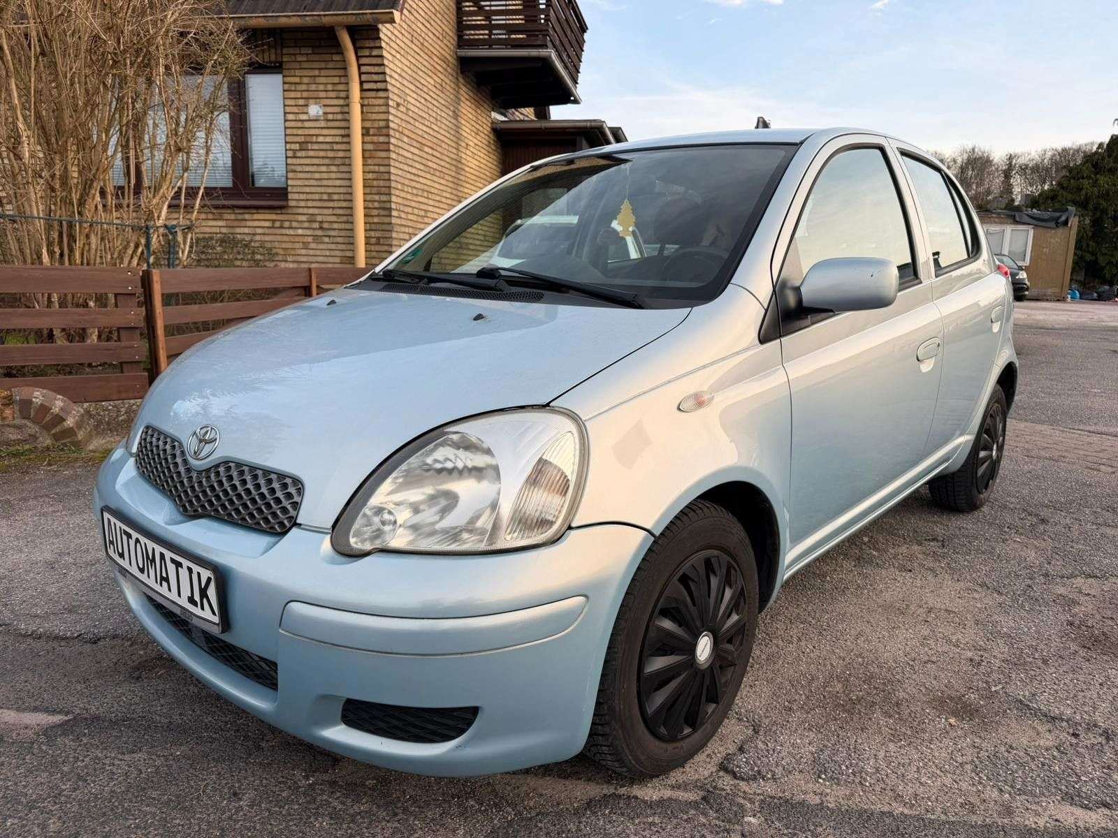 Second hand Toyota Yaris 1.3 vvt-i
