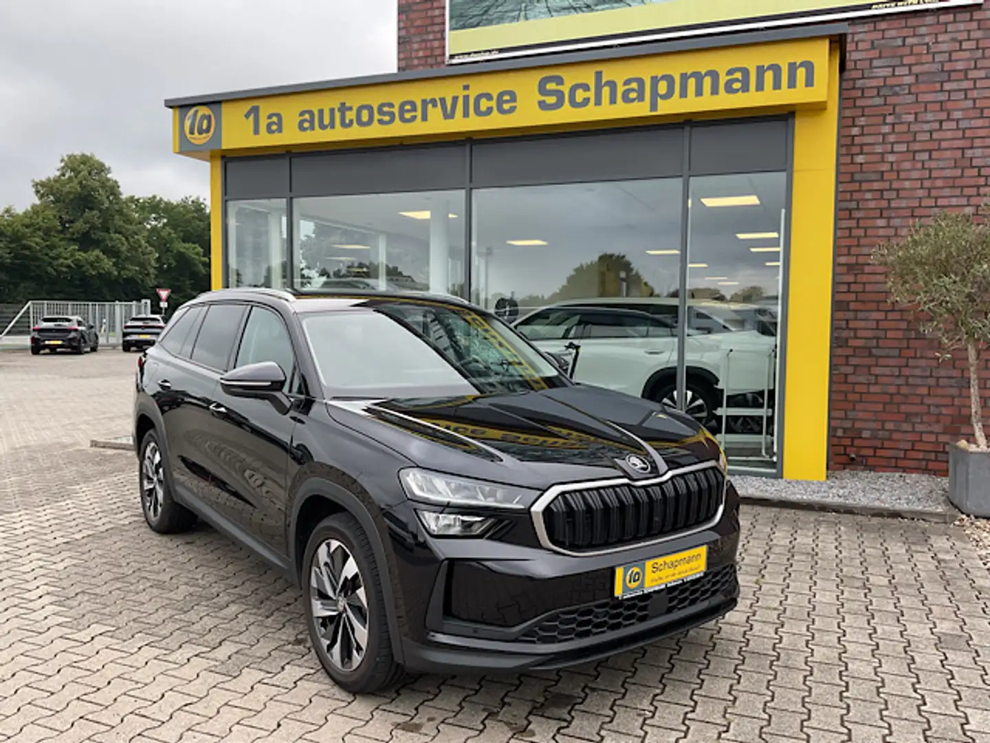Skoda Kodiaq Kodiaq 2.0 TDI DSG Selection *AHK*Memory*19´Zoll Schwarz - 1