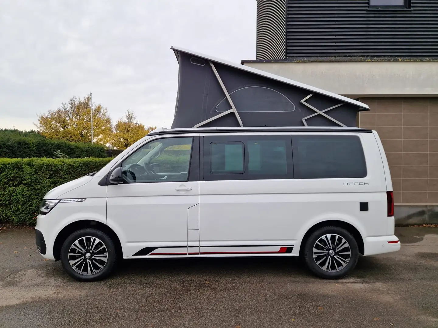 Volkswagen T6.1 California Beach Edition DSG - ACC, camera, 220V, luifel, ... Blanc - 2