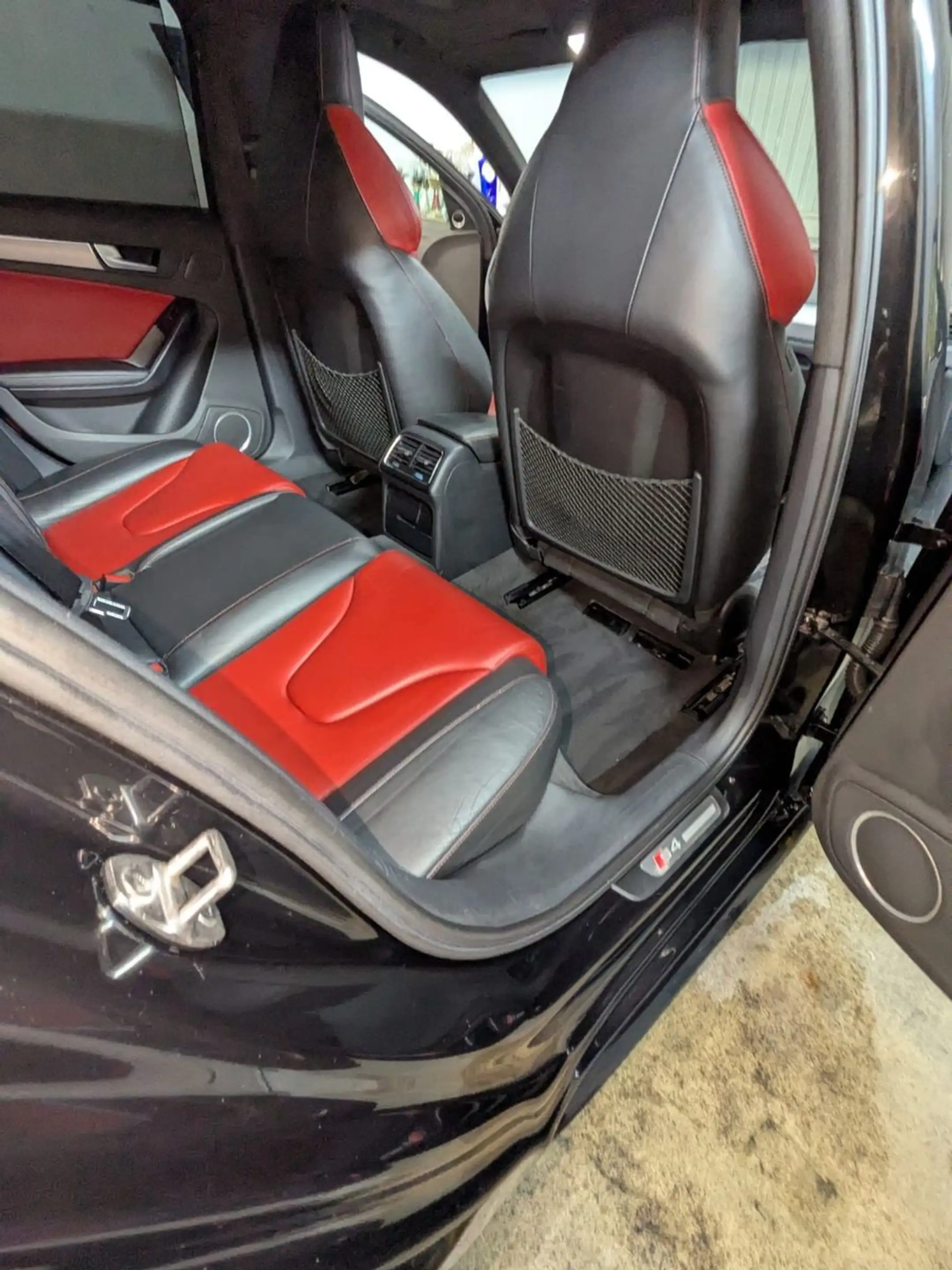 Audi S4 Avant 3.0TFSI quattro — photo 14