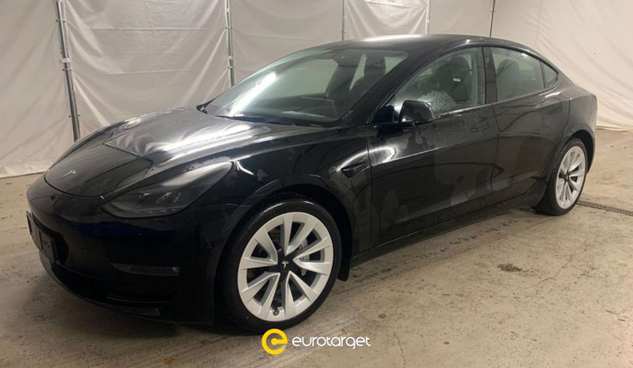 Tesla Model 3 Long Range Dual Motor AWD