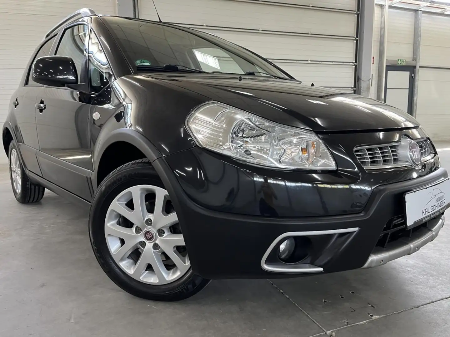 Fiat Sedici 2.0 Multijet 16V Emotion 4x4 KLIMAAUTOMATIK ALU Negro - 1