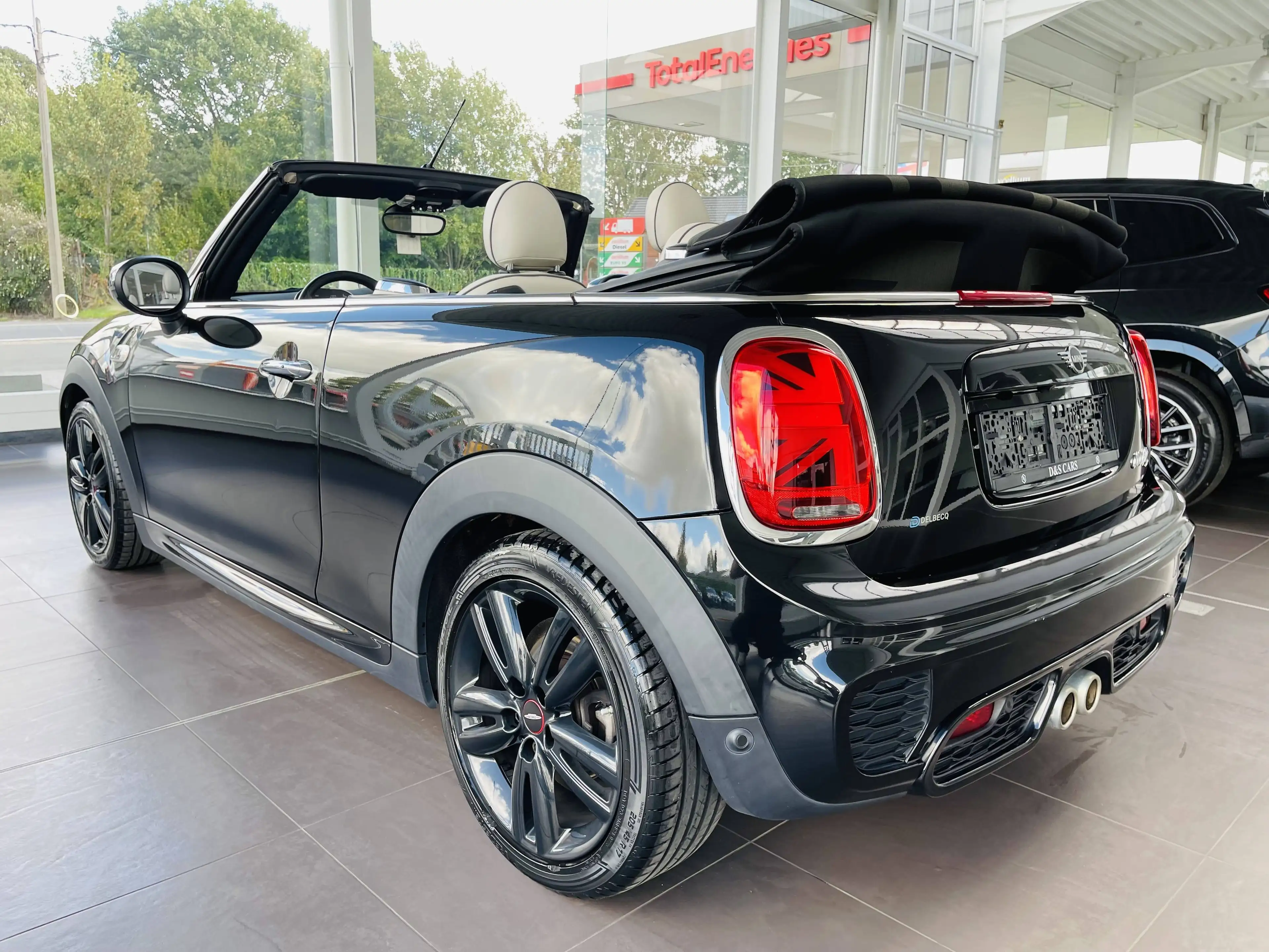 MINI Cooper S Cabrio 2.0iA *** GARANTIE + PACK JCW + LED + GPS + CUIR *** — photo 7