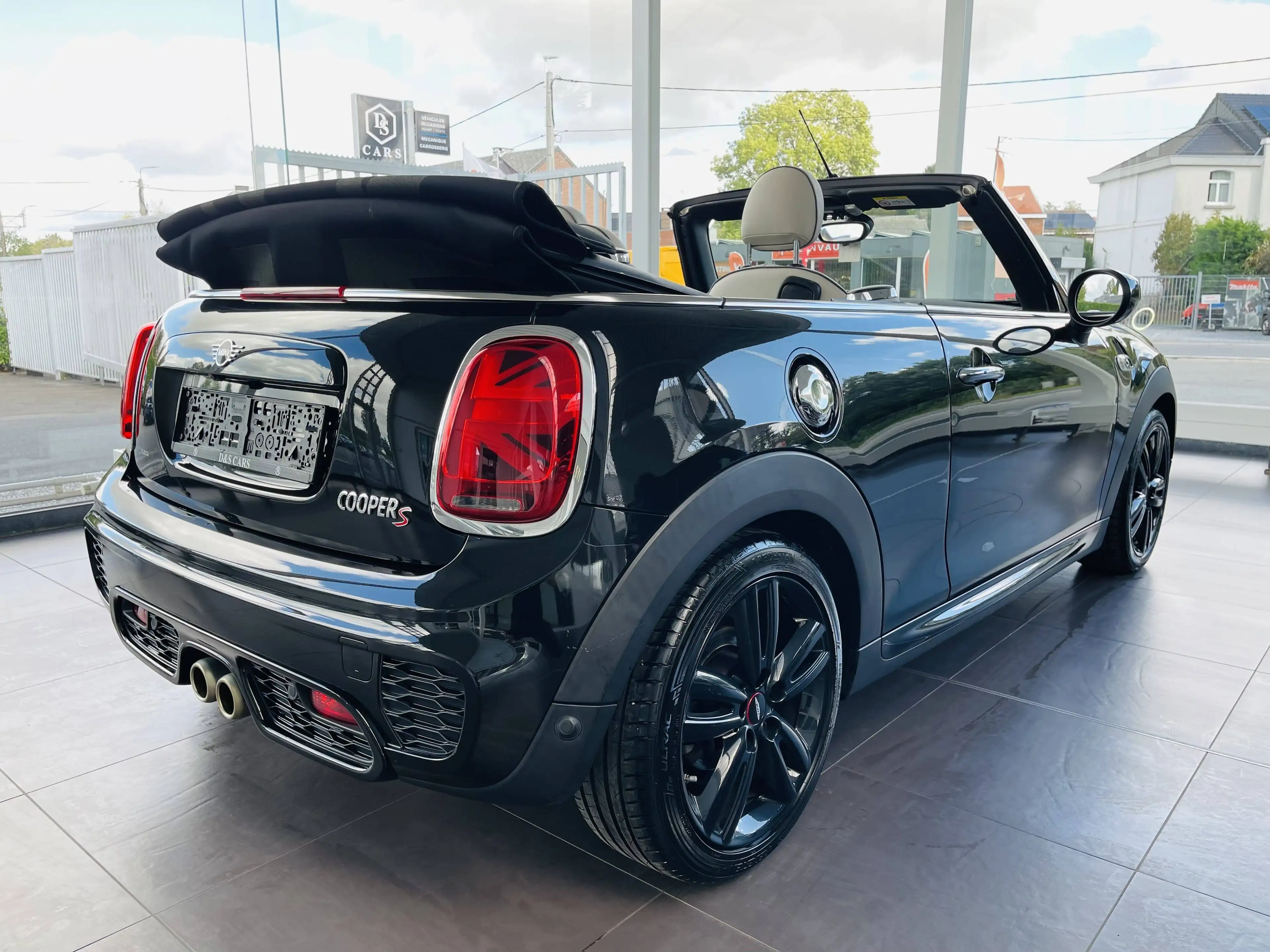 MINI Cooper S Cabrio 2.0iA *** GARANTIE + PACK JCW + LED + GPS + CUIR *** — photo 5