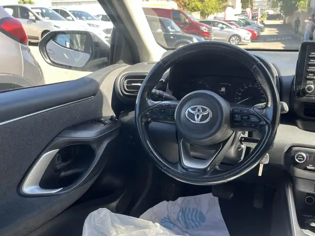 Toyota Yaris view 8