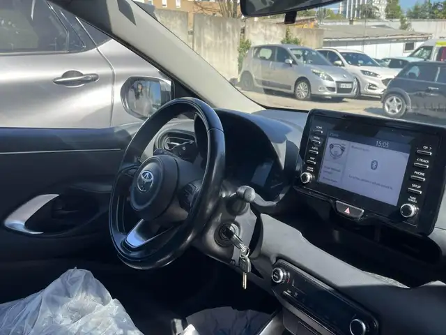 Toyota Yaris view 14