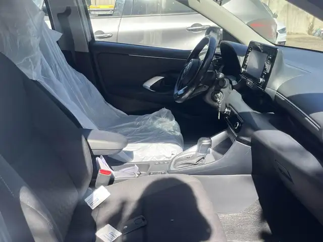 Toyota Yaris view 13