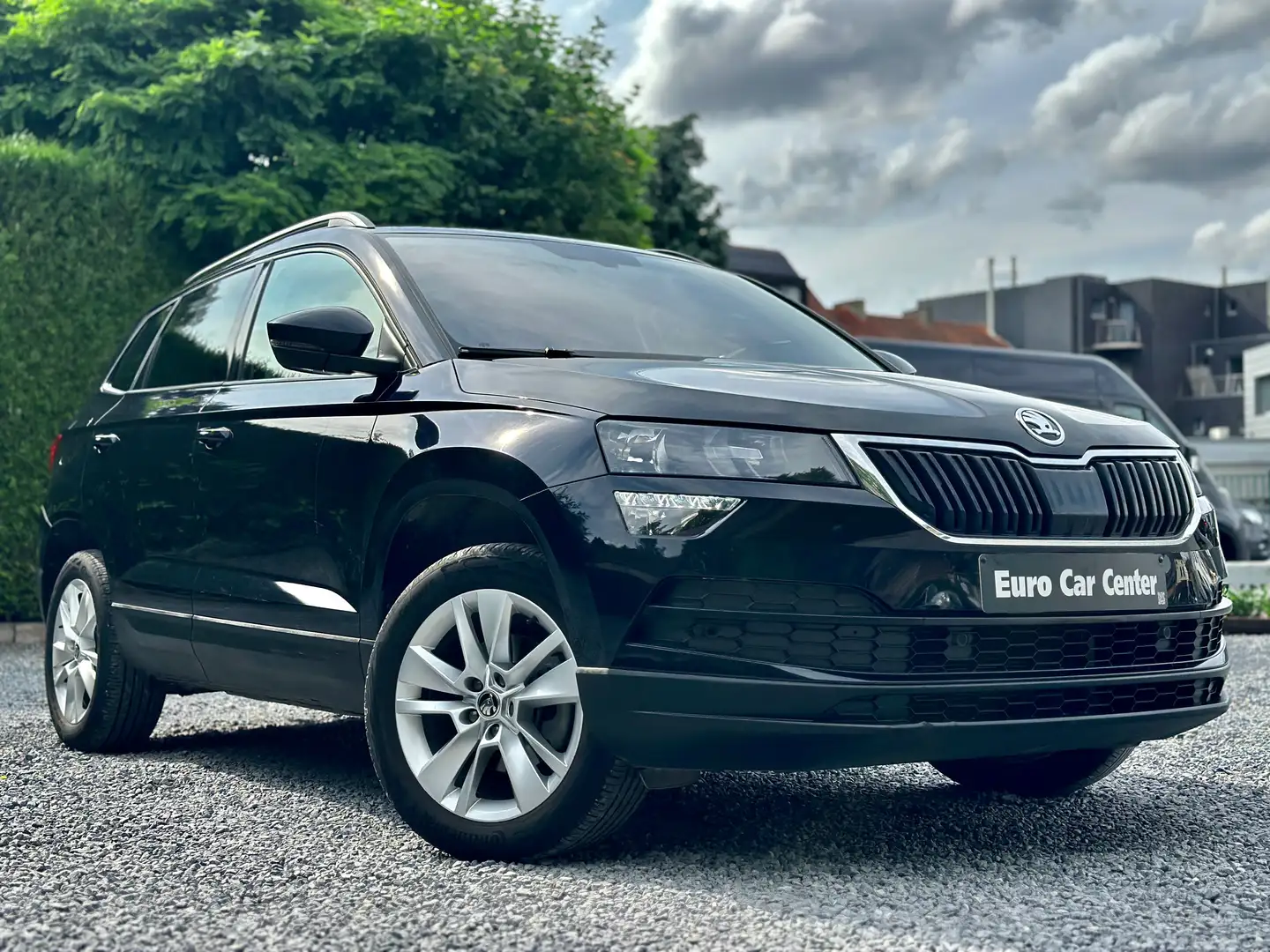 Skoda Karoq 1.5i Ambition Zwart - 1