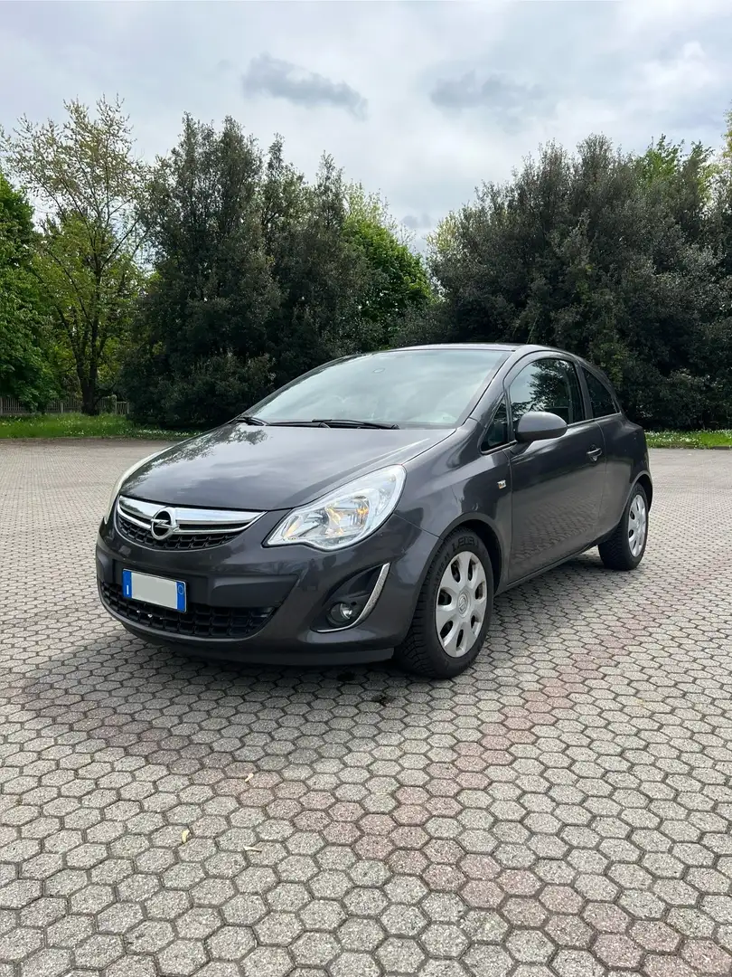 Opel Corsa Corsa IV 2010 3p 1.2 Edition Gpl-tech 85cv Grigio - 1