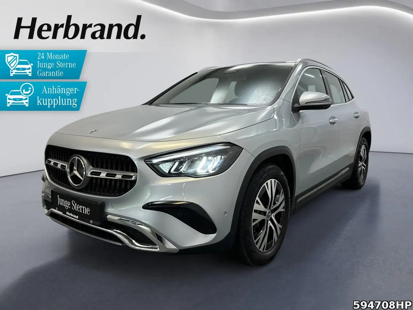 Mercedes-Benz GLA 200 d Progressive LED AHK Kamera DISTRONIC Silber - 1
