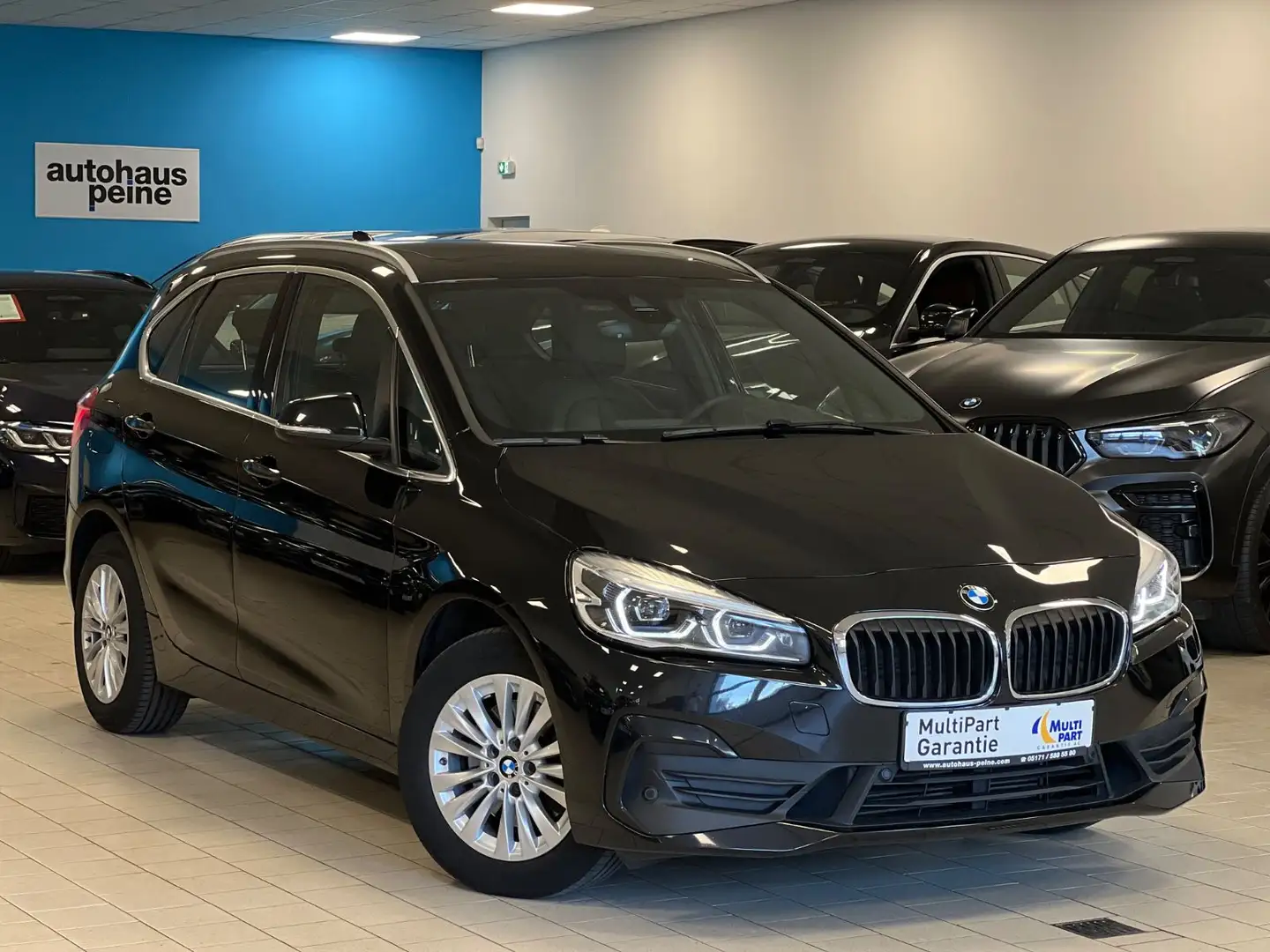 BMW 218 218d AT Aut/Leder/Pan/Stau&DrivAss+/St&Go/Harman Schwarz - 1