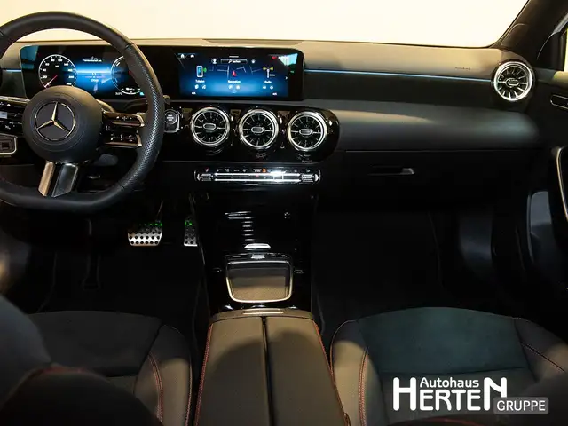 Mercedes-Benz A-Class view 10