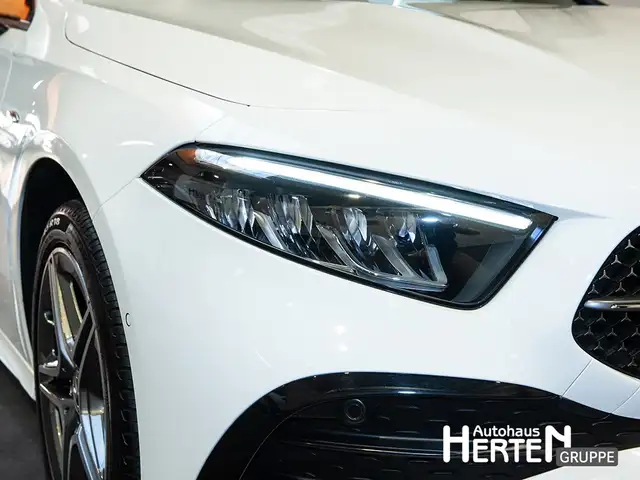 Mercedes-Benz A-Class view 13