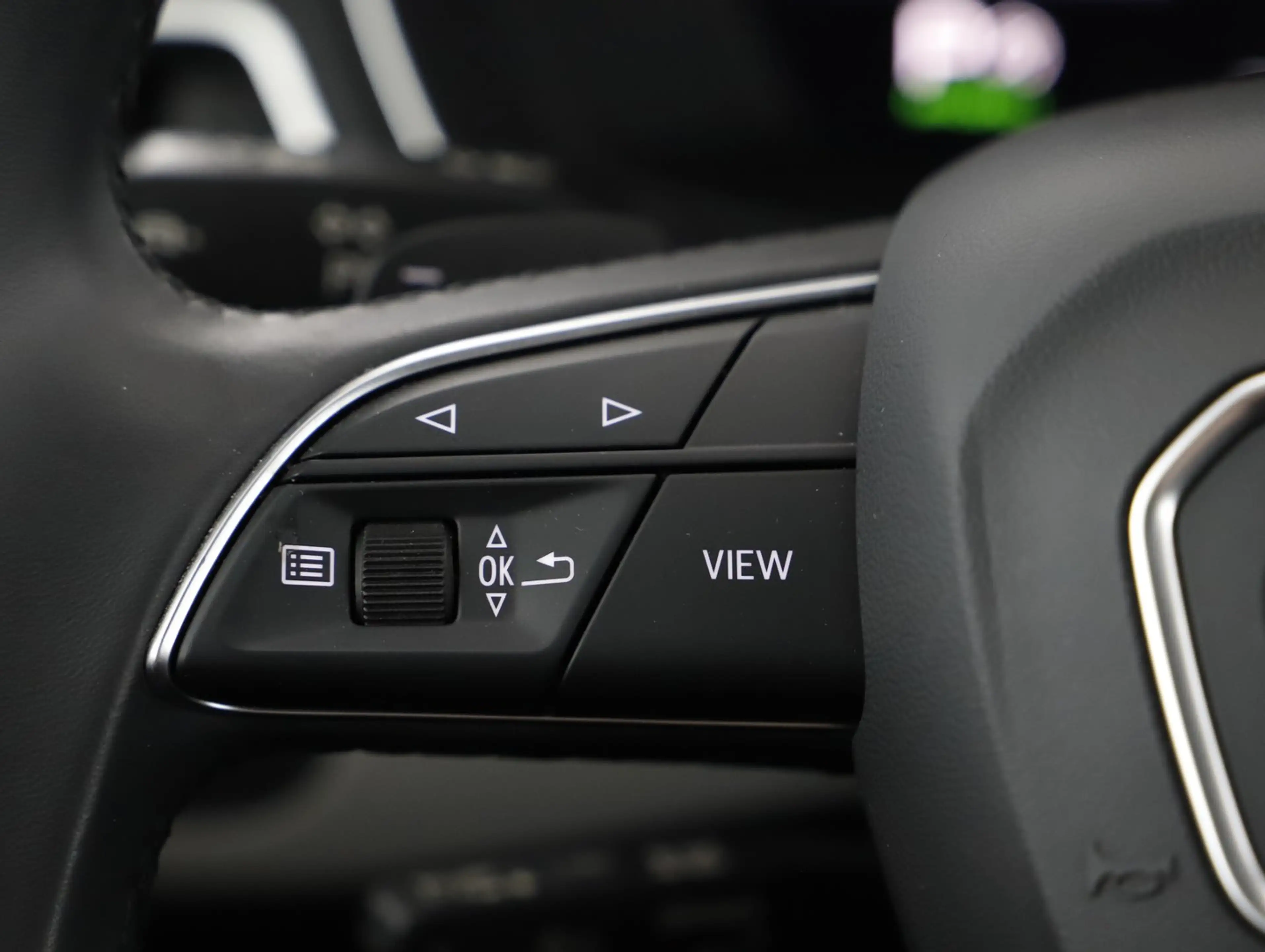 Audi A4 allroad 40 TDI quattro — photo 13