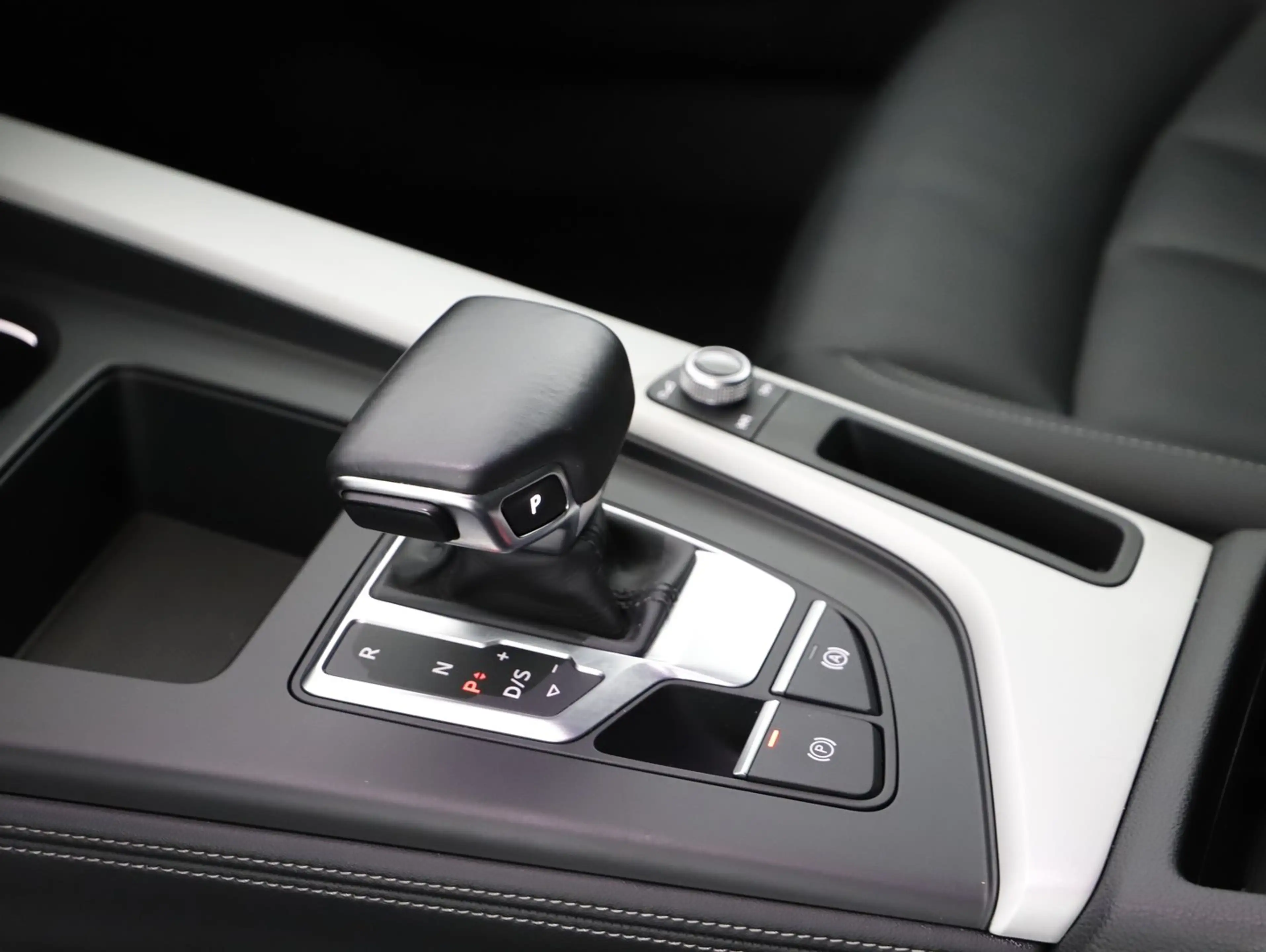 Audi A4 allroad 40 TDI quattro — photo 7