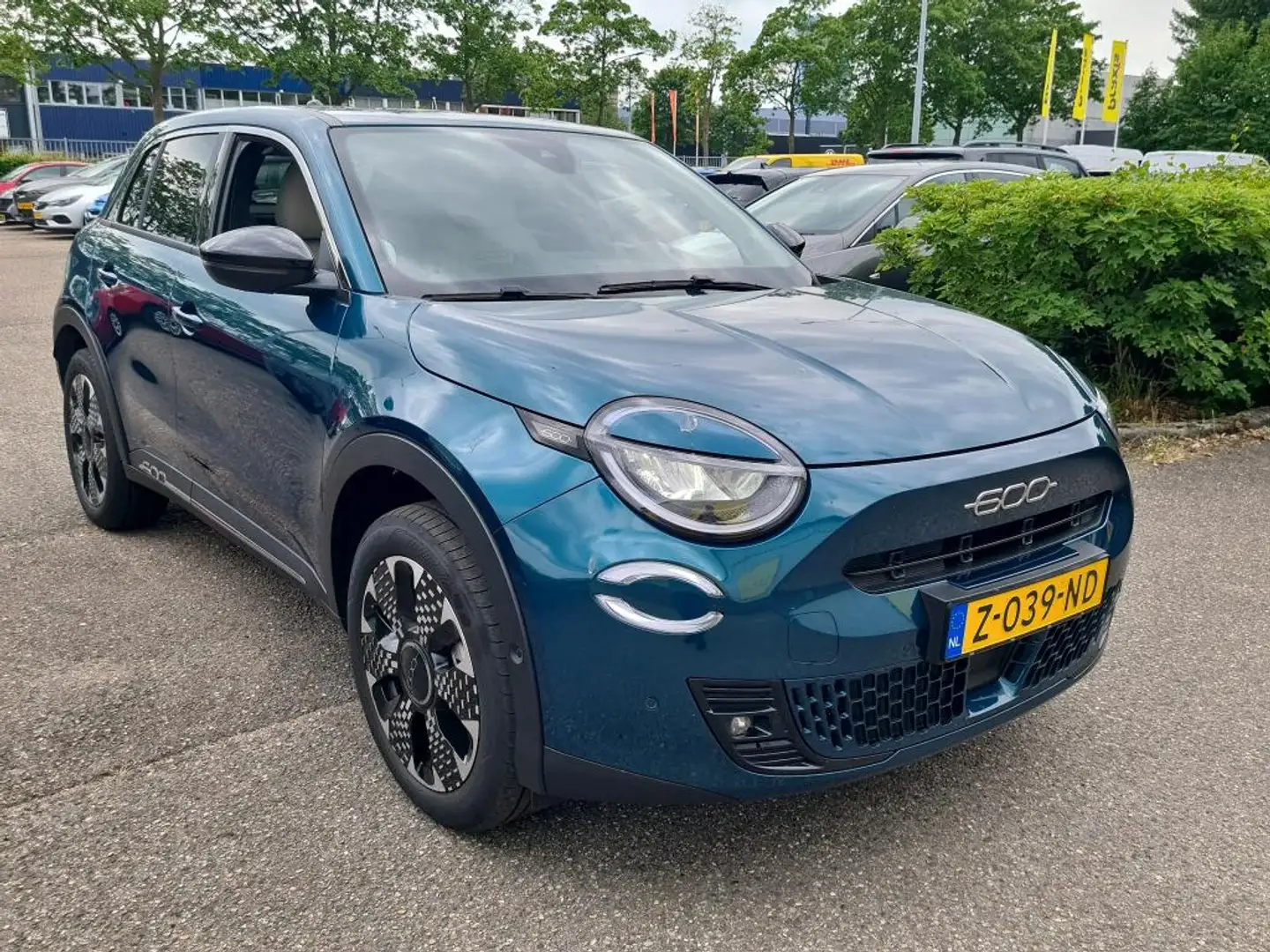 Fiat 600e La Prima 54 kWh 3 Fase | Vol-Leder | Elektr. Stoel Bleu - 2