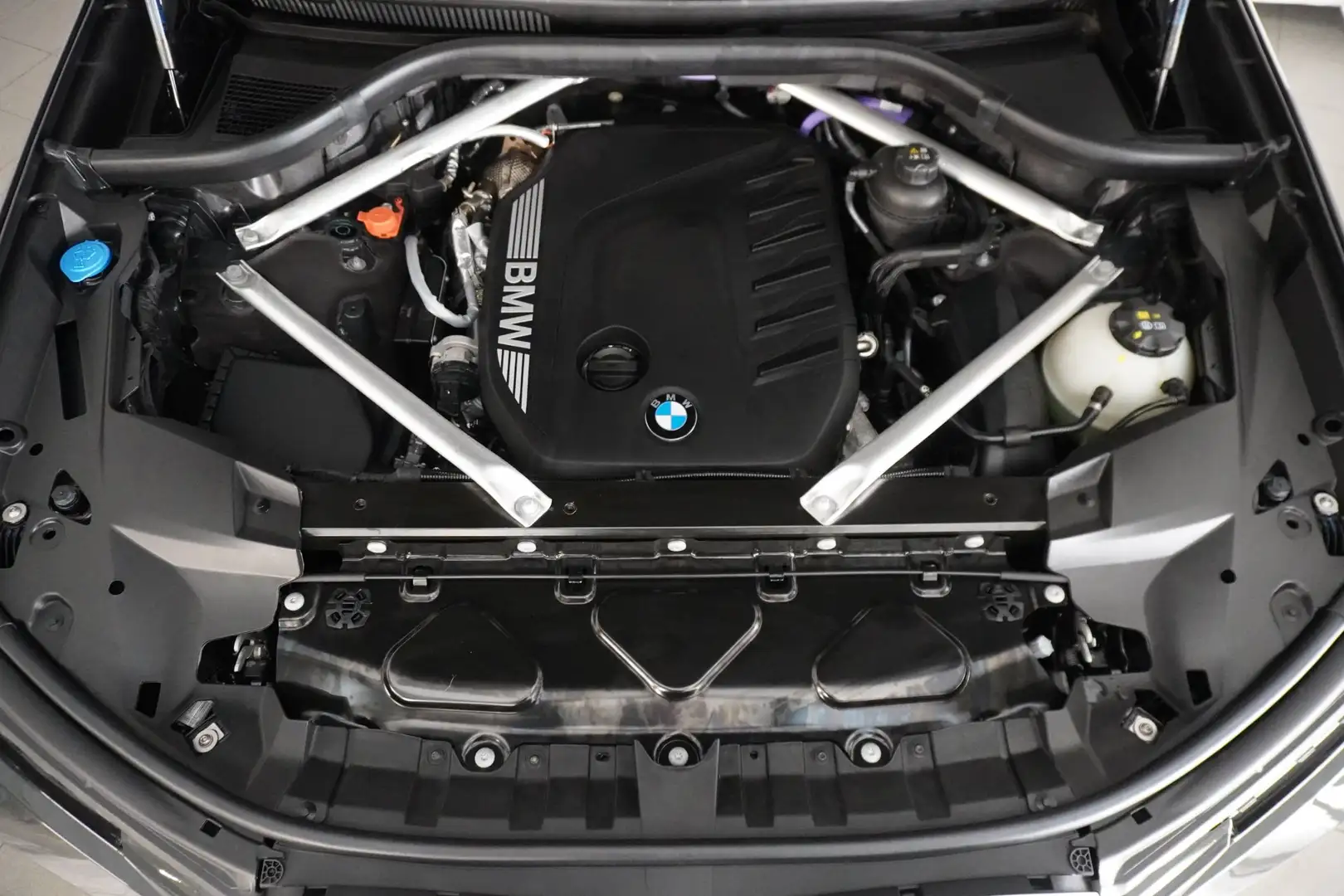 BMW X7 xDrive40d Grau - 2