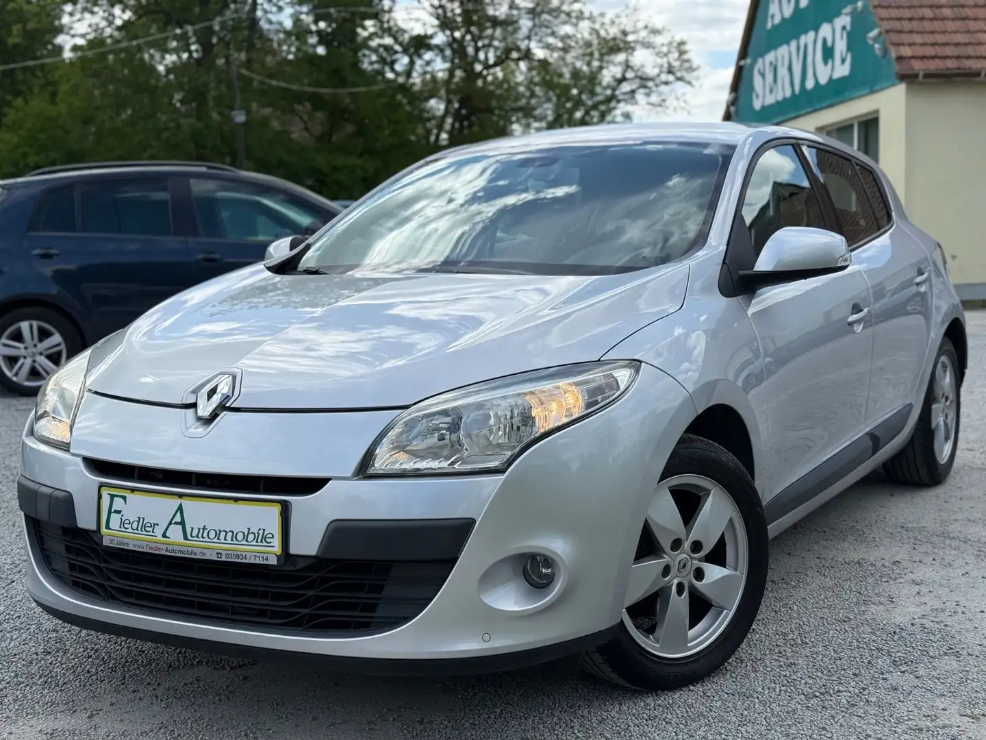 Renault Megane Dynamique 1.6 16V /1.HD/KLIMA/GEPFLEGT Plateado - 1