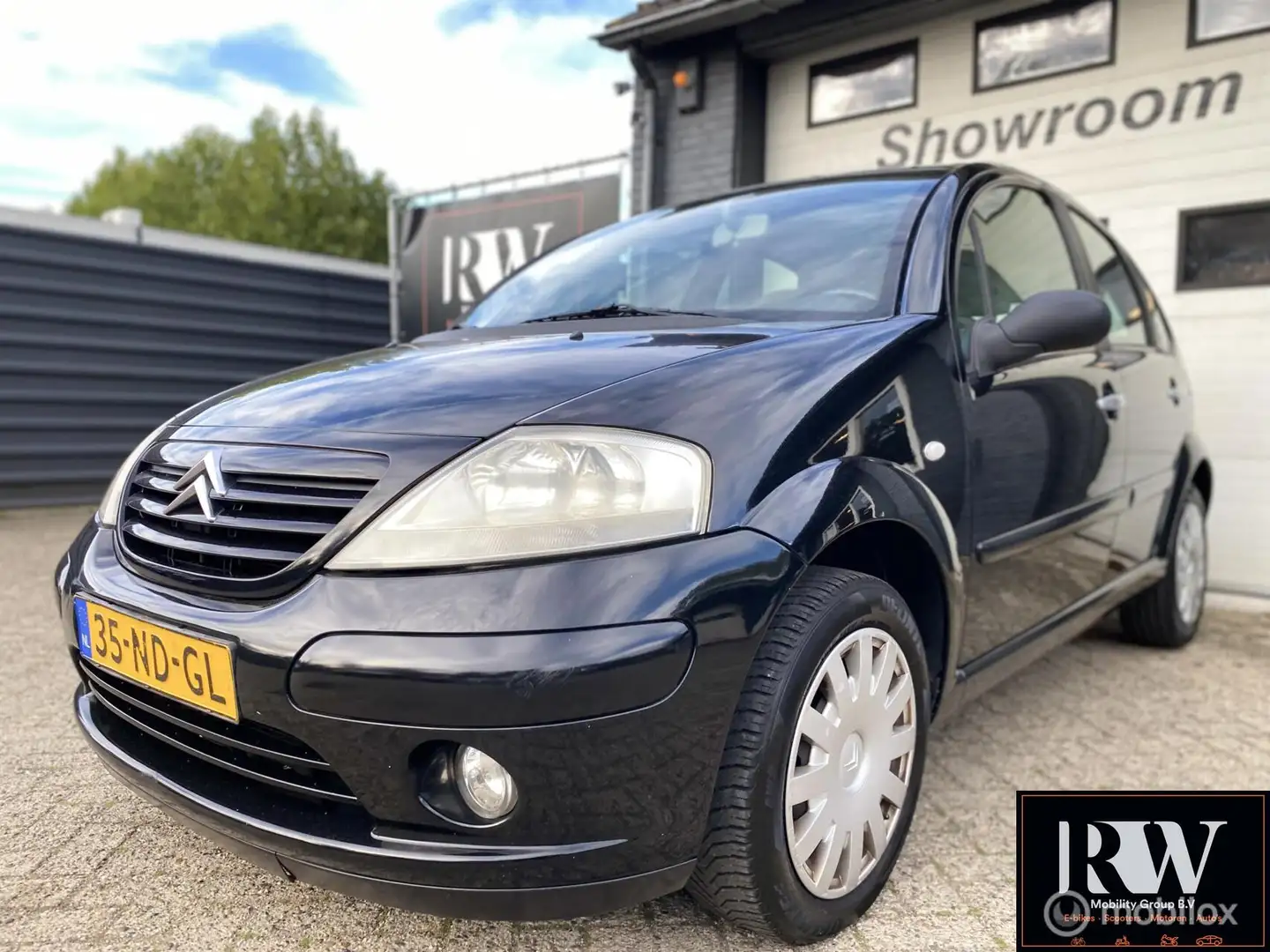 Citroen C3 1.4i Ligne Ambiance NAP*AIRCO* Zwart - 1