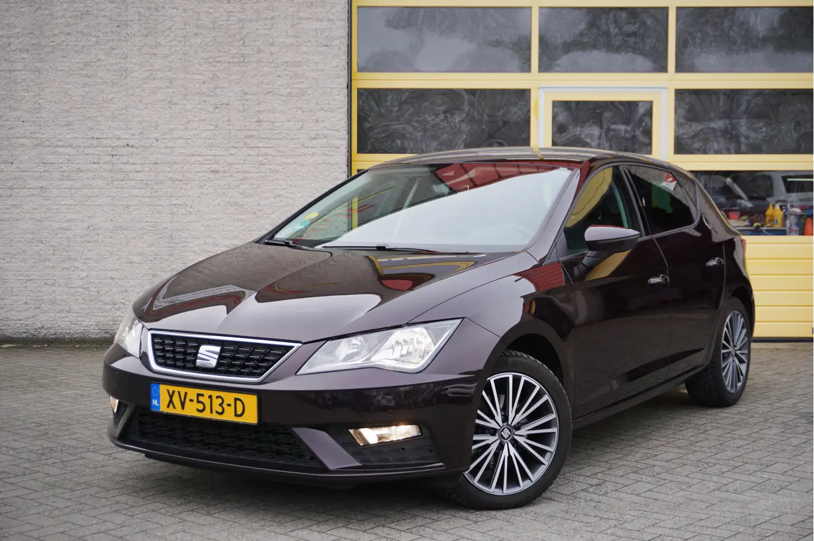 SEAT Leon 1.6 TDI Automaat! Xcellence BJ2019 Lmv 17" | Led | Mauve - 1