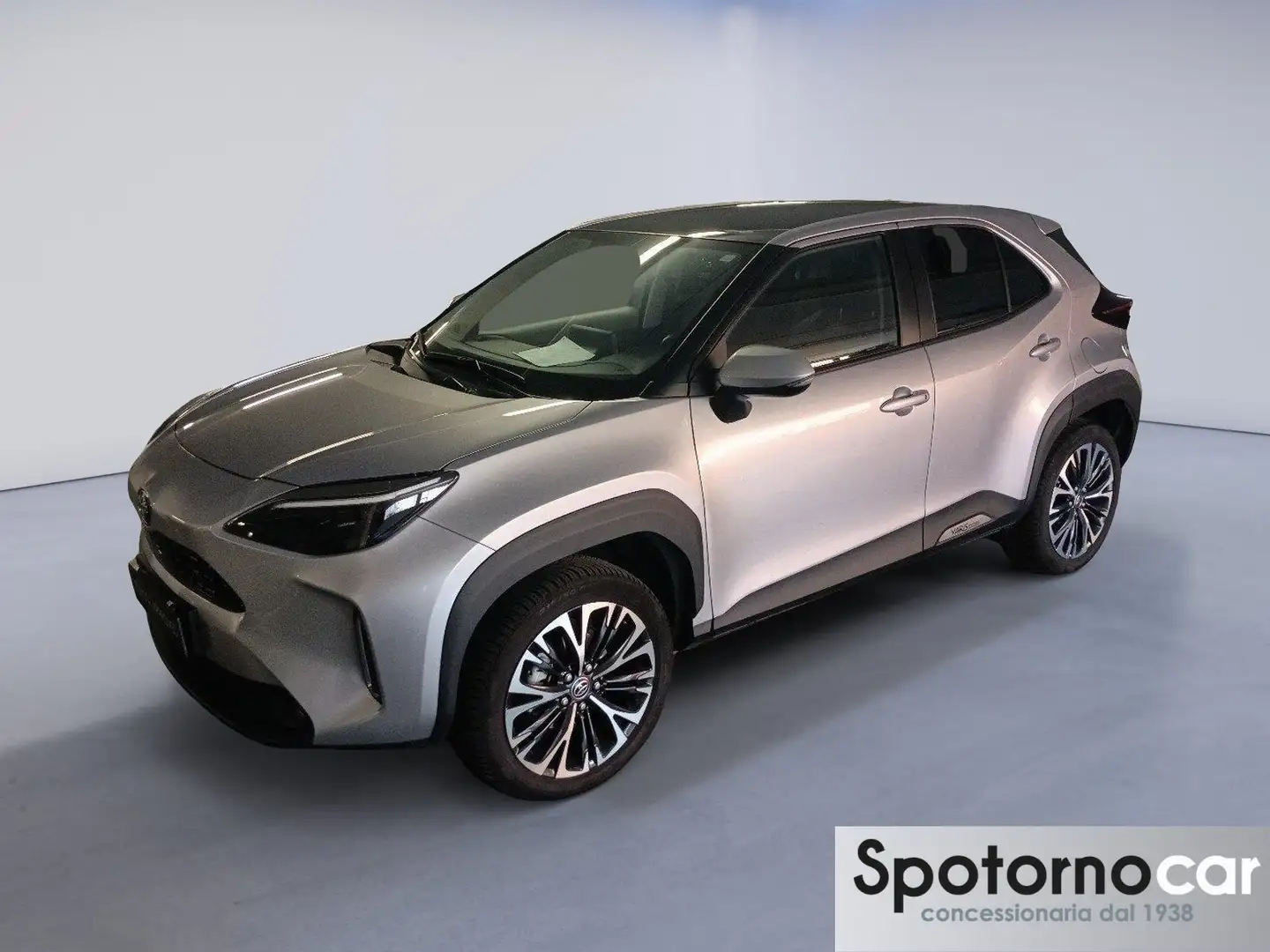 Toyota Yaris Cross 1.5 Hybrid 5p. E-CVT Lounge - 1