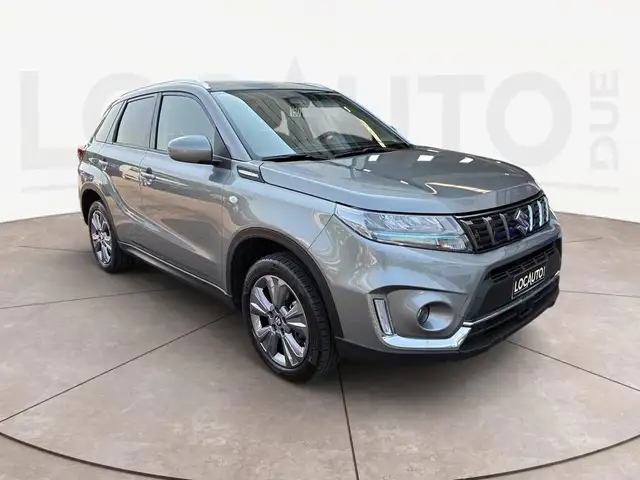 Suzuki Vitara view 3