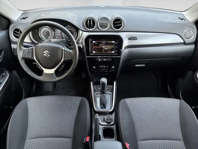 Suzuki Vitara view 6