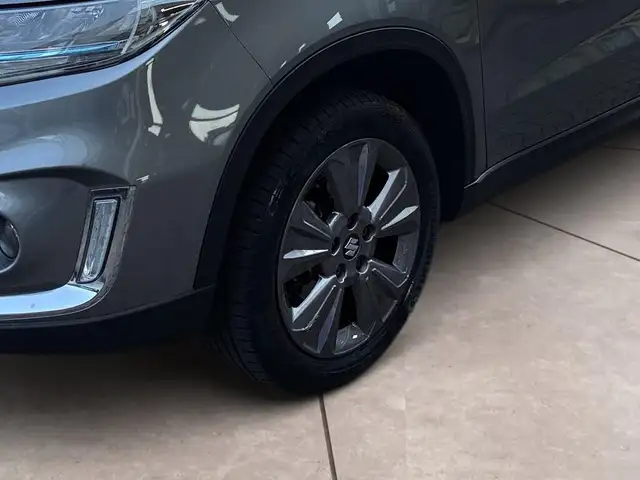 Suzuki Vitara view 15